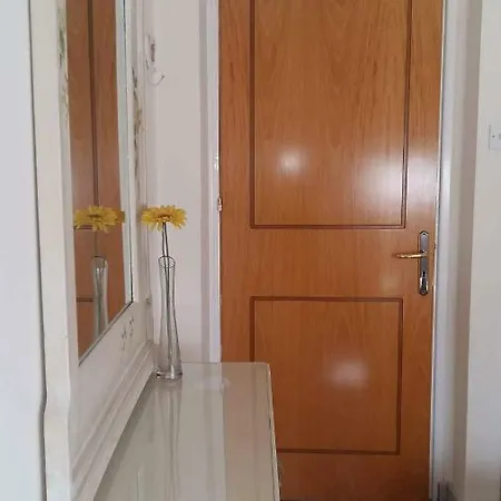 Διαμέρισμα Flat For Family Vacations *
